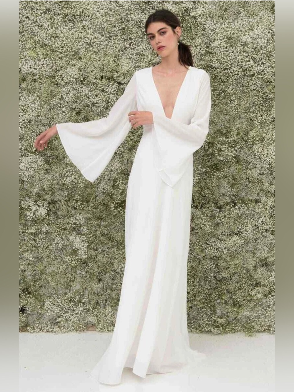 NWT Joanna August Stevie bell Nordstrom White Long Sleeve V‑Neck Maxi Dress